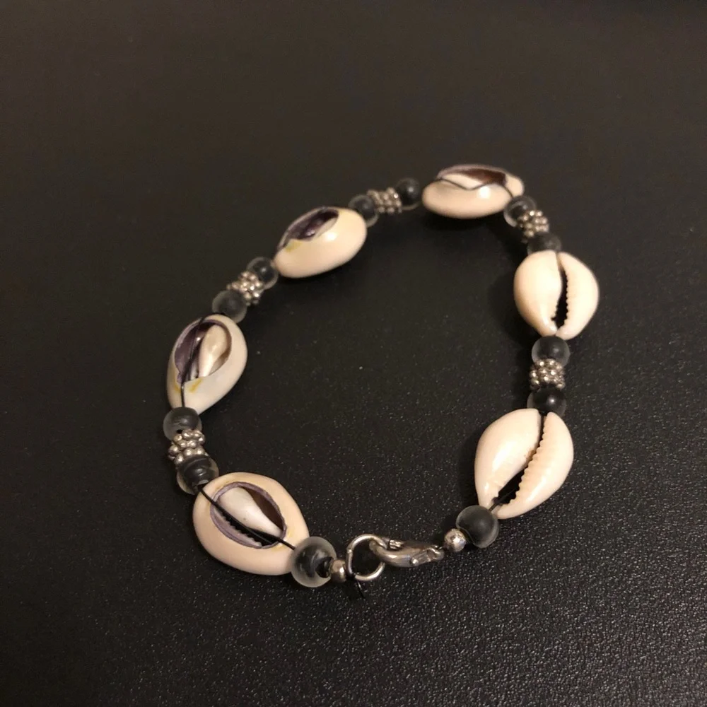 Natural Cowrie Shell Bracelet - Beach Jewelry